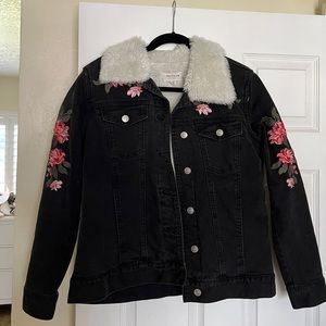 Medium pacsun jean jacket with floral embroidery